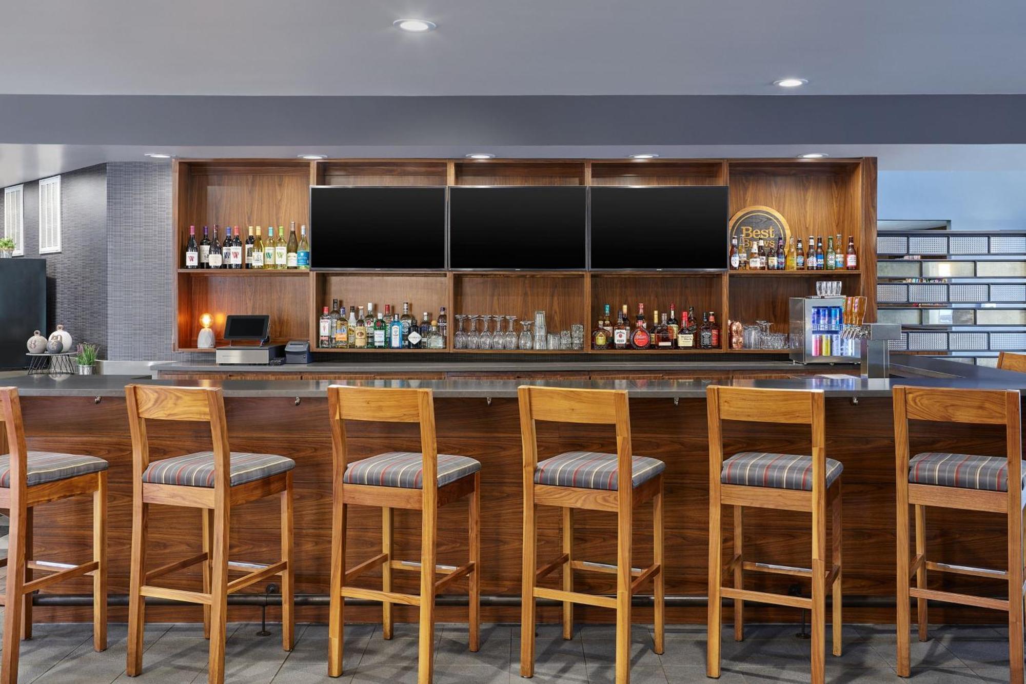 Four Points By Sheraton Salt Lake City Airport Εξωτερικό φωτογραφία